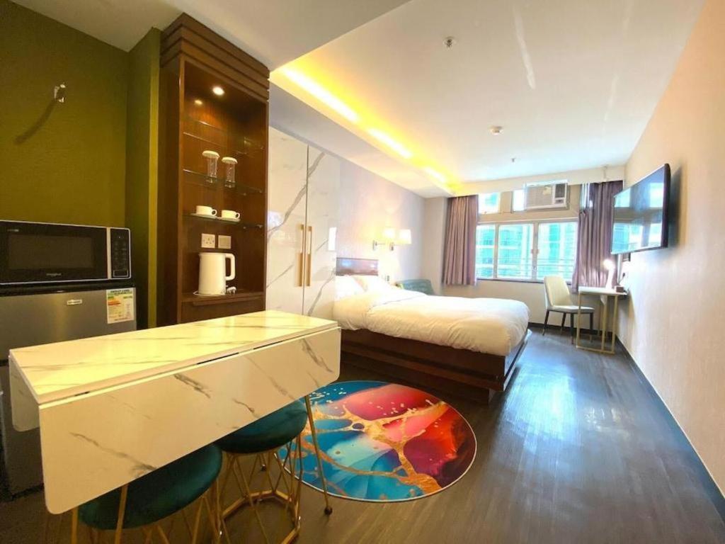 Sunny Day Hotel, Mong Kok Гонконг Экстерьер фото